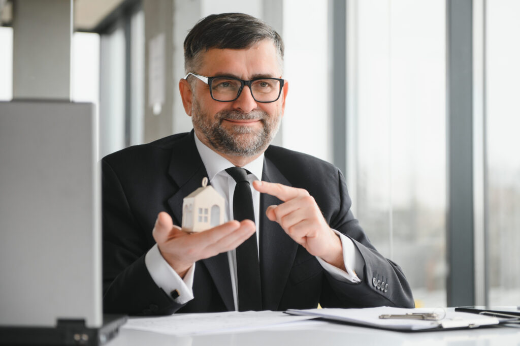 expert immobilier à l'agence