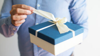 Quel fournisseur de cadeaux CSE choisir pour son entreprise ?